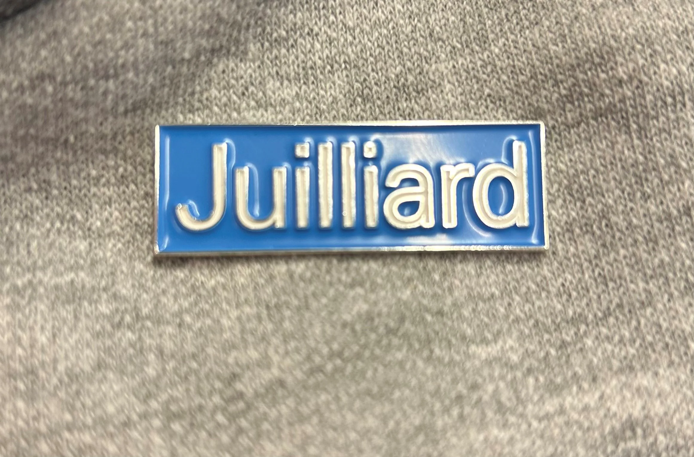 Pin: Juilliard logo, brass (1.5") - Image 2